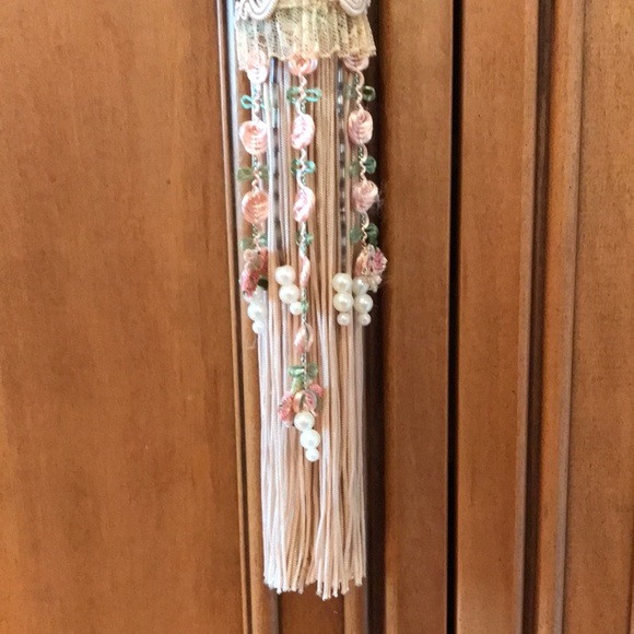 Victorian Style Porcelain Tassel Girl Ornament Decoration - Picture 3 of 4